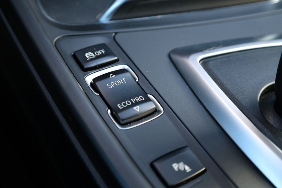 BMW 4 Serie Coupé 420i High Executive | M-SPORT | NAP | HUD | ADAPTIVE LED | LEDER | HIFI AUDIO |