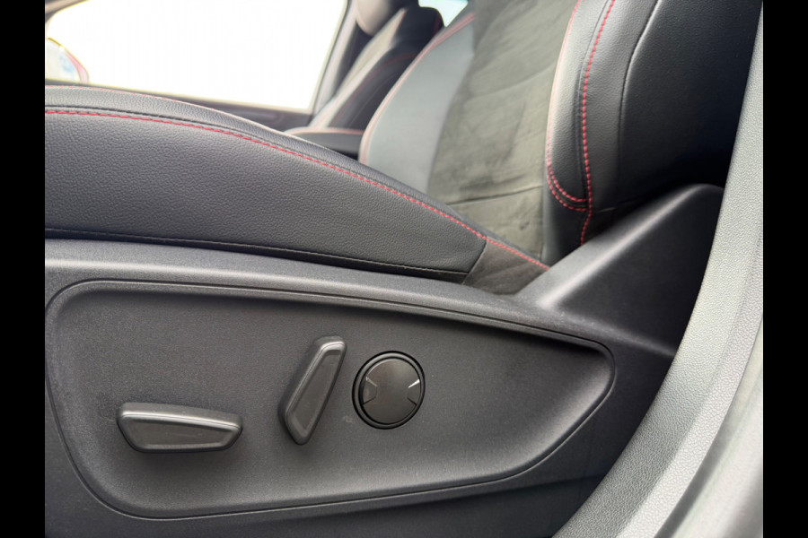 Ford Kuga 2.5 PHEV ST-Line X, 1e eigenaar, NAP, Driver Assistance + Winter Pack