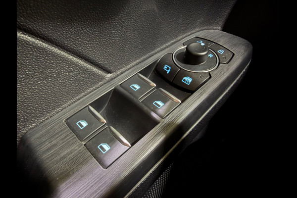 Ford Kuga 2.5 PHEV ST-Line X, 1e eigenaar, NAP, Driver Assistance + Winter Pack