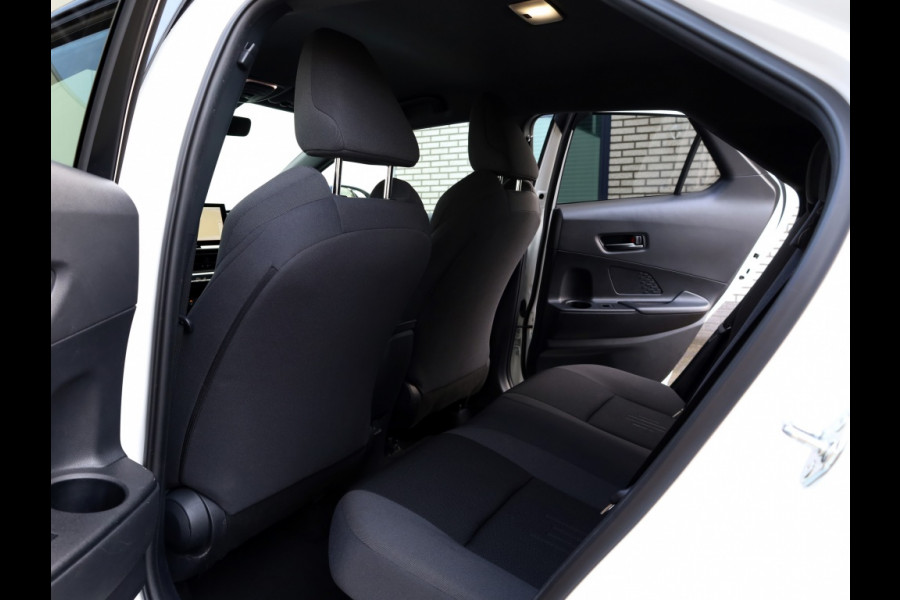 Toyota C-HR 2.0 Hybrid 200 Dynamic | Stuurverwarming | Trekhaak | El. Achter