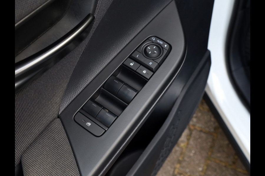 Toyota C-HR 2.0 Hybrid 200 Dynamic | Stuurverwarming | Trekhaak | El. Achter