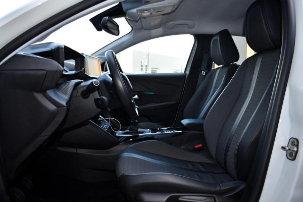 Peugeot 208 1.2 PureTech 100PK Allure Pack | Carplay | Camera | Adapt. Cruise | 3D Dash | Stoelverw. | Incl. garantie