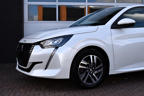 Peugeot 208 1.2 PureTech 100PK Allure Pack | Carplay | Camera | Adapt. Cruise | 3D Dash | Stoelverw. | Incl. garantie