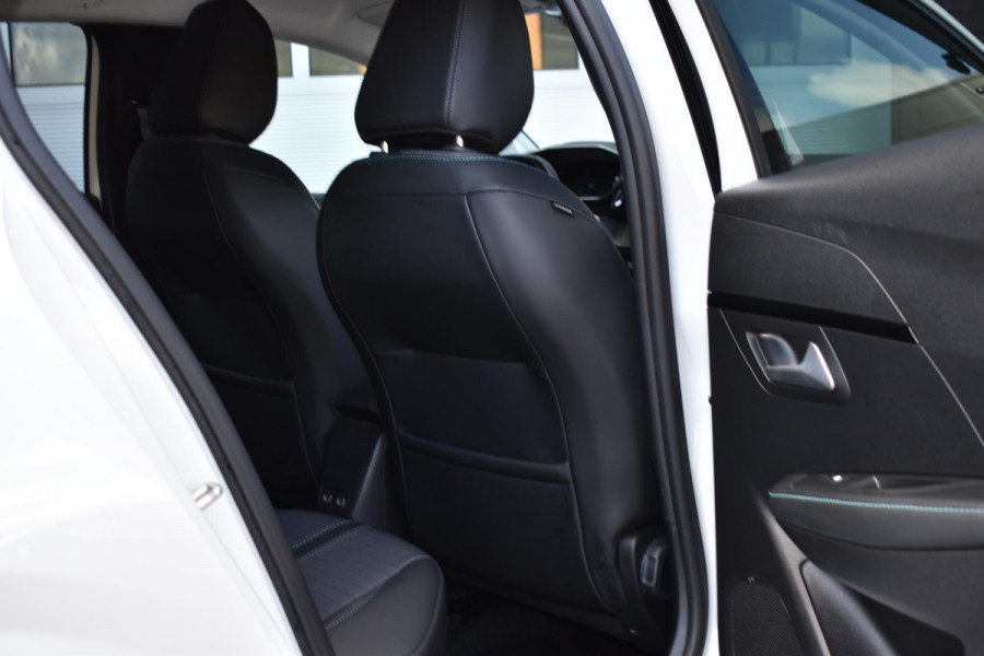 Peugeot 208 1.2 PureTech 100PK Allure Pack | Carplay | Camera | Adapt. Cruise | 3D Dash | Stoelverw. | Incl. garantie