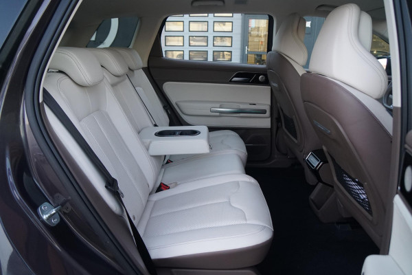 Aiways U5 63kWh Showroom + 360 CAMERA / VOORSTOELEN ELEKTRISCH / APPLE CARPLAY