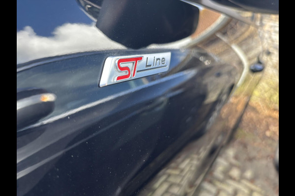 Ford Kuga 2.5 FHEV ST-Line | 190pk | Winterpack | Achteruitrijcamera | SYNC 4 Navigatie | All Weatherbanden | Geen stekker nodig