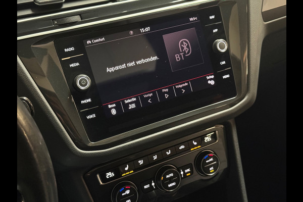 Volkswagen Tiguan 2.0 TSI 4Motion Highline Business R | Pano | Stoelverwarming | Carplay |Camera