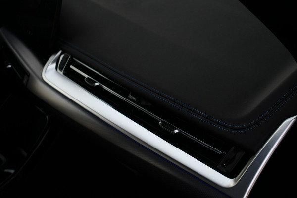 BMW X1 sDrive18i M-Sport Camera ACC-voorber Shadowline Adp-onderstel