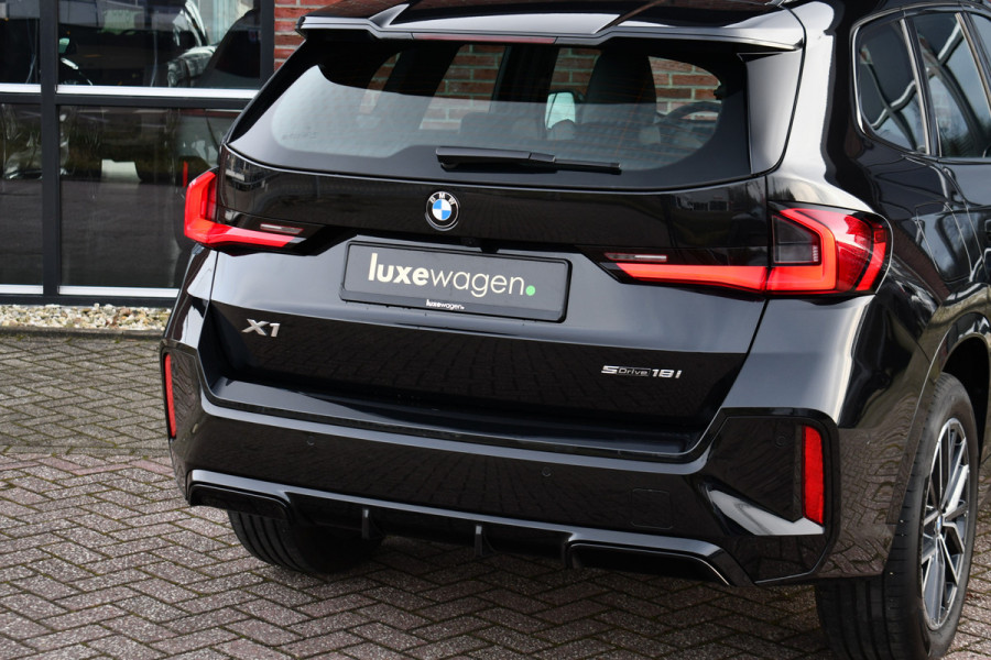 BMW X1 sDrive18i M-Sport Camera ACC-voorber Shadowline Adp-onderstel