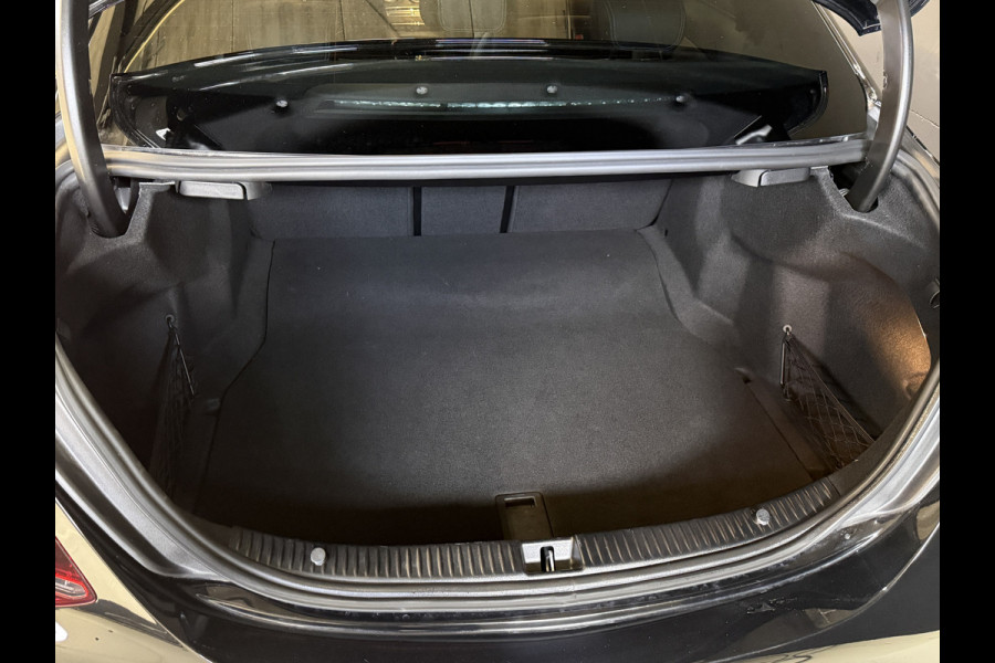 Mercedes-Benz C-Klasse 180 Business Solution AMG | Pano | 22.000km NAP | Leder | Sfeerverlichting | Apple Carplay