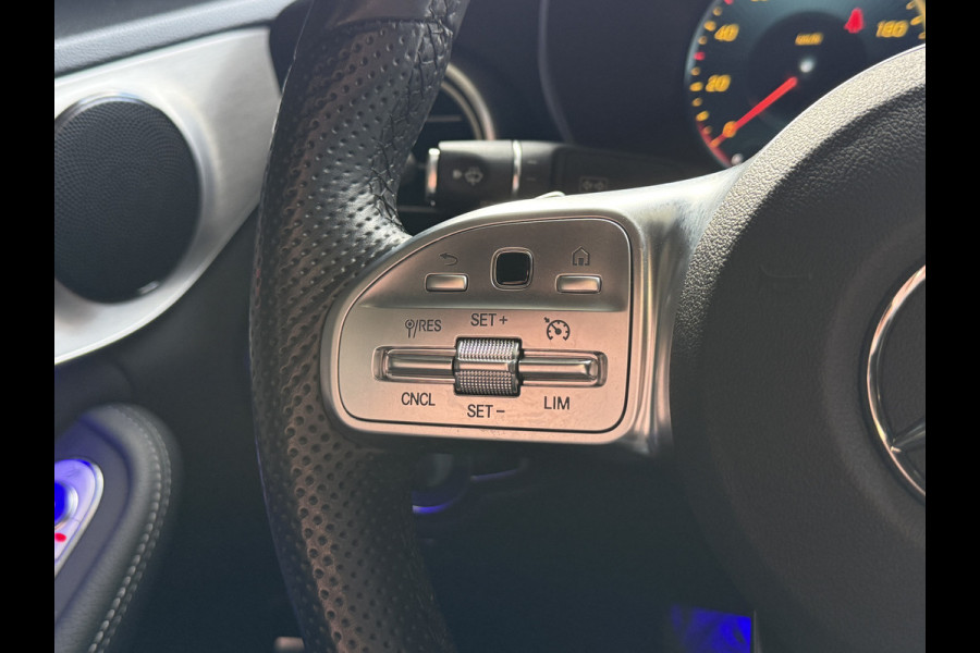 Mercedes-Benz C-Klasse 180 Business Solution AMG | Pano | 22.000km NAP | Leder | Sfeerverlichting | Apple Carplay