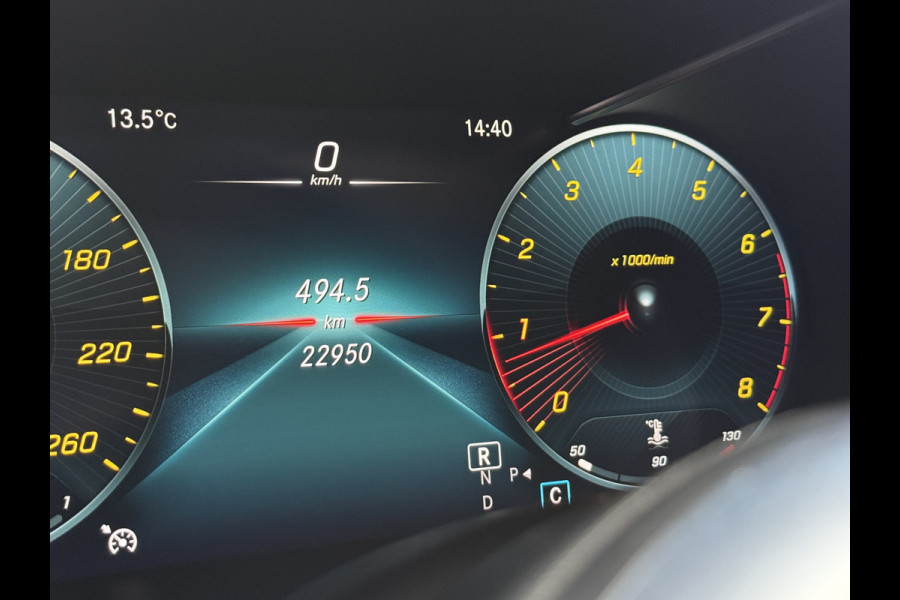 Mercedes-Benz C-Klasse 180 Business Solution AMG | Pano | 22.000km NAP | Leder | Sfeerverlichting | Apple Carplay