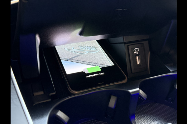 Mercedes-Benz C-Klasse 180 Business Solution AMG | Pano | 22.000km NAP | Leder | Sfeerverlichting | Apple Carplay