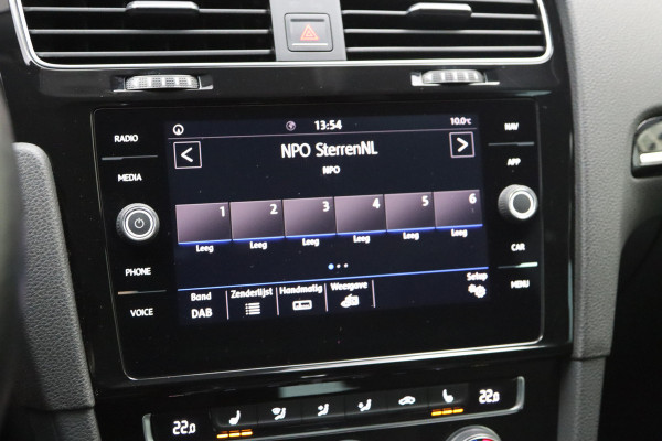 Volkswagen Golf Variant 1.5 TSI 150 PK Automaat Highline R-Line Business, Massage, Carplay, Trekhaak