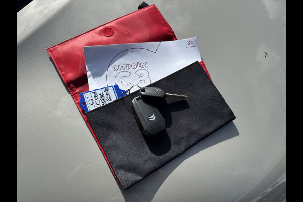 Citroën C3 1.2 PureTech C-Series 110pk Cruise Clima Carplay Navigatie Verwarmde stoelen