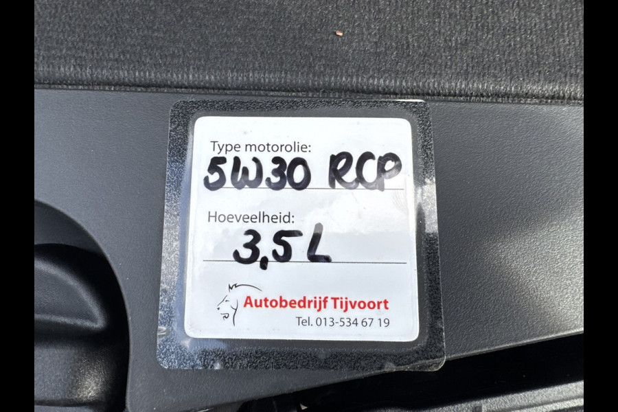 Citroën C3 1.2 PureTech C-Series 110pk Cruise Clima Carplay Navigatie Verwarmde stoelen