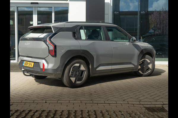 Kia EV3 Air 58.3 kWh | Trekhaak | IN NIEUWSTAAT | Navigatie |
