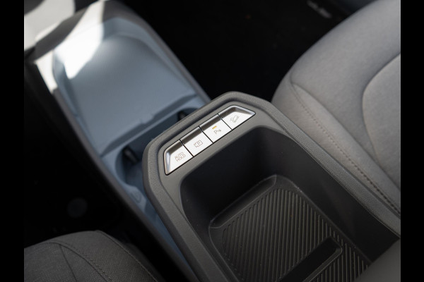 Kia EV3 Air 58.3 kWh | Trekhaak | IN NIEUWSTAAT | Navigatie |