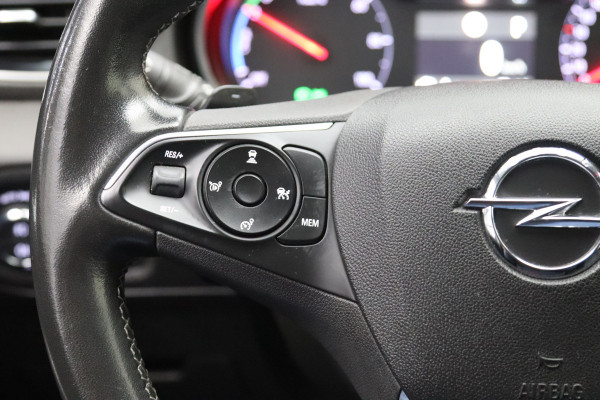 Opel Grandland X 1.6 Turbo Hybrid4 300 PK Ultimate, Trekhaak, 360 Camera, Leder, Stoelkoeling & Verwarming, 19" LM,