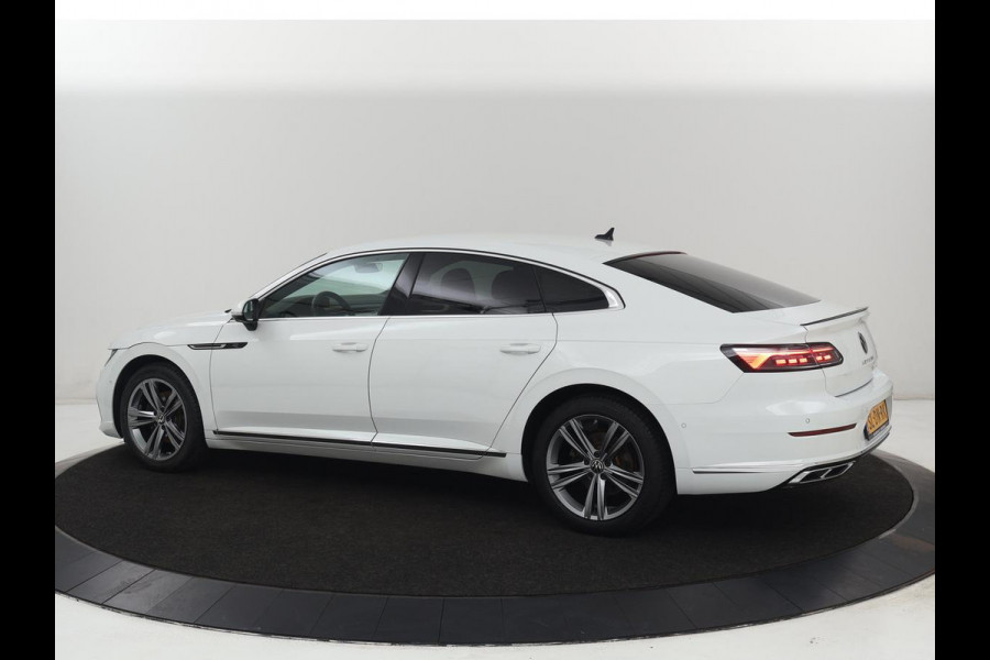 Volkswagen Arteon 1.4 TSI eHybrid R-Line | Head-Up | 360 Camera | Stoelverwarming | Leder/Alcantara | Carplay | Massage | Achterbankverwarming | Virtual Cockpit | LED Plus | Navigatie | PHEV | Plug In