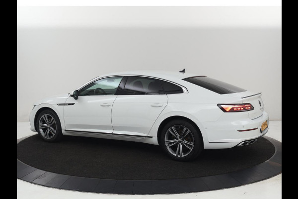 Volkswagen Arteon 1.4 TSI eHybrid R-Line | Head-Up | 360 Camera | Stoelverwarming | Leder/Alcantara | Carplay | Massage | Achterbankverwarming | Virtual Cockpit | LED Plus | Navigatie | PHEV | Plug In