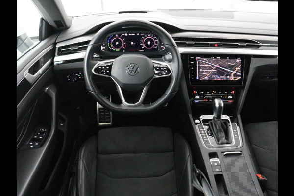 Volkswagen Arteon 1.4 TSI eHybrid R-Line | Head-Up | 360 Camera | Stoelverwarming | Leder/Alcantara | Carplay | Massage | Achterbankverwarming | Virtual Cockpit | LED Plus | Navigatie | PHEV | Plug In