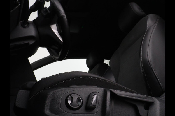 Volkswagen Arteon 1.4 TSI eHybrid R-Line | Head-Up | 360 Camera | Stoelverwarming | Leder/Alcantara | Carplay | Massage | Achterbankverwarming | Virtual Cockpit | LED Plus | Navigatie | PHEV | Plug In