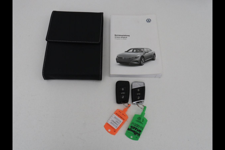 Volkswagen Arteon 1.4 TSI eHybrid R-Line | Head-Up | 360 Camera | Stoelverwarming | Leder/Alcantara | Carplay | Massage | Achterbankverwarming | Virtual Cockpit | LED Plus | Navigatie | PHEV | Plug In