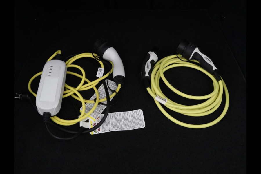 Volkswagen Arteon 1.4 TSI eHybrid R-Line | Head-Up | 360 Camera | Stoelverwarming | Leder/Alcantara | Carplay | Massage | Achterbankverwarming | Virtual Cockpit | LED Plus | Navigatie | PHEV | Plug In