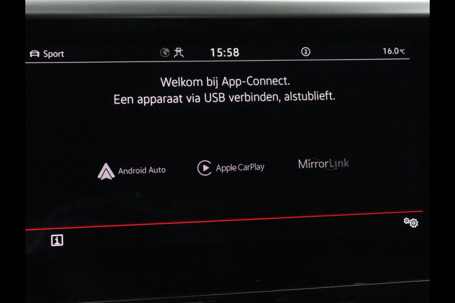 Volkswagen Arteon 1.4 TSI eHybrid R-Line | Head-Up | 360 Camera | Stoelverwarming | Leder/Alcantara | Carplay | Massage | Achterbankverwarming | Virtual Cockpit | LED Plus | Navigatie | PHEV | Plug In