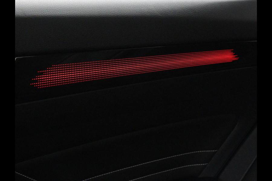 Volkswagen Arteon 1.4 TSI eHybrid R-Line | Head-Up | 360 Camera | Stoelverwarming | Leder/Alcantara | Carplay | Massage | Achterbankverwarming | Virtual Cockpit | LED Plus | Navigatie | PHEV | Plug In