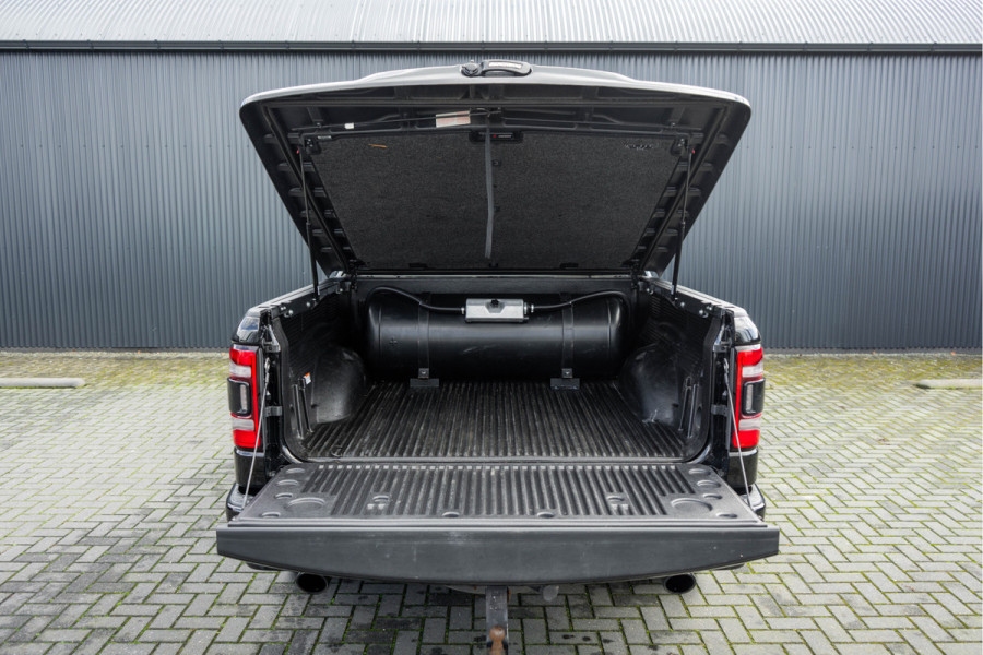 Dodge Ram 1500 5.7 V8 402 PK | Luchtvering | Head Up | 360° camera | Adapt.Cruise | LED | PDC | 12 Inch scherm | Leder | Trekhaak