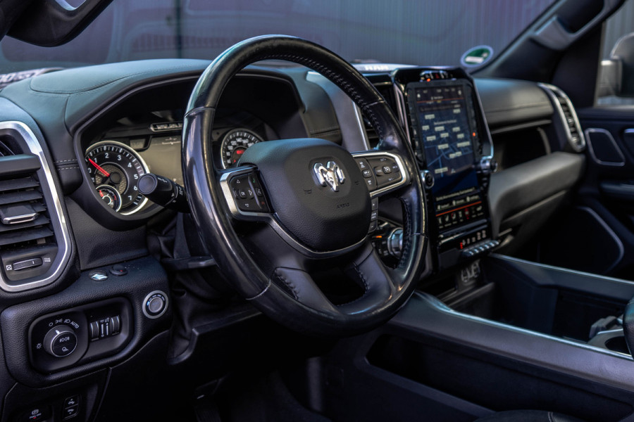 Dodge Ram 1500 5.7 V8 402 PK | Luchtvering | Head Up | 360° camera | Adapt.Cruise | LED | PDC | 12 Inch scherm | Leder | Trekhaak