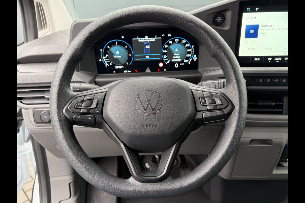 Volkswagen Transporter 2.0 TDI 150 PK STYLE / AUTOMAAT / L1H1 / BPM VRIJ! / ACHTERKLEP / ECC / CRUISE / LANE ASSIST / CAMERA / 3-ZITS