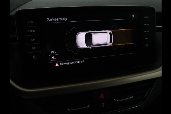 Škoda Kamiq 1.0 TSI Business Edition | Stoelverwarming | Carplay | Navigatie | Keyless | Virtual Cockpit | Full LED | Parkeerhulp | Climate control | Cruise control | Bluetooth