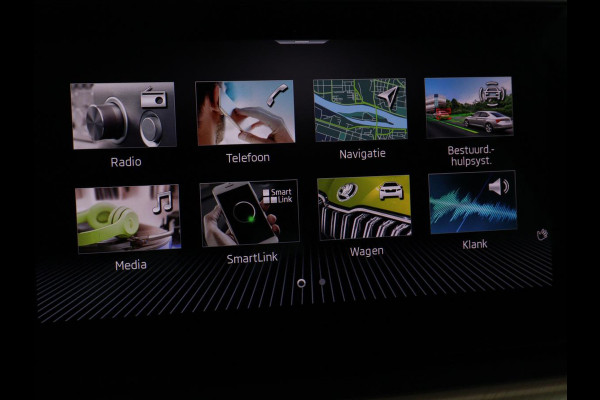 Škoda Kamiq 1.0 TSI Business Edition | Stoelverwarming | Carplay | Navigatie | Keyless | Virtual Cockpit | Full LED | Parkeerhulp | Climate control | Cruise control | Bluetooth