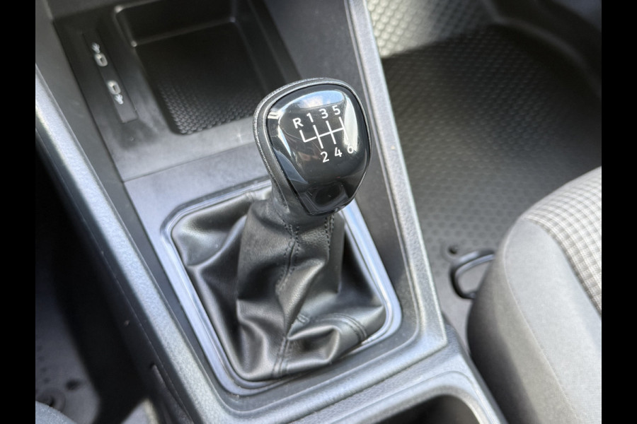 Volkswagen Caddy Cargo 2.0 TDI 102 PK / L1H1 / 1e EIG. / AIRCO / CRUISE / CARPLAY / TREKHAAK / PDC