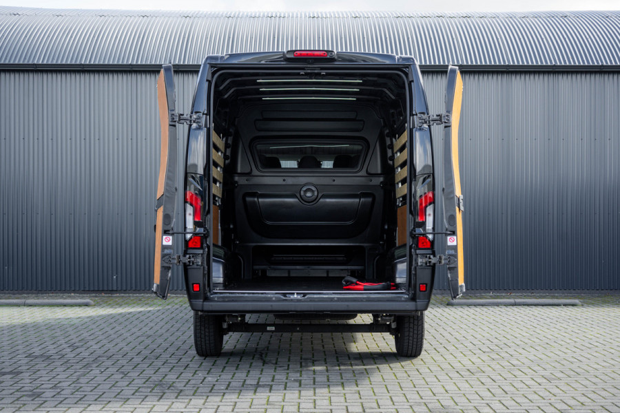 Fiat E-Ducato L3H3 | 110KWH | 279 PK | WLPT 378KM | DC | 5-Persoons | LED | Camera | Carplay | Adapt.Cruise | PDC | Vol opties