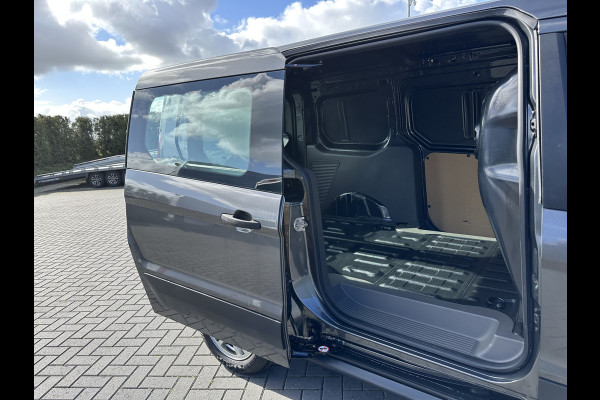 Ford Transit Connect 1.5 EcoBlue 100 PK / L2H1 / UNIEK !! 5.324 KM !! / 3 ZITS / CAMERA / AIRCO / NAVI / STOELVERWARMING