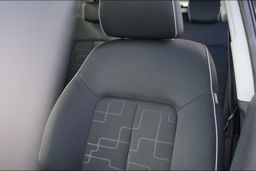 Kia Venga 125PK Edition AUTOMAAT | TREKHAAK | CAMERA | EL. CLIMATE