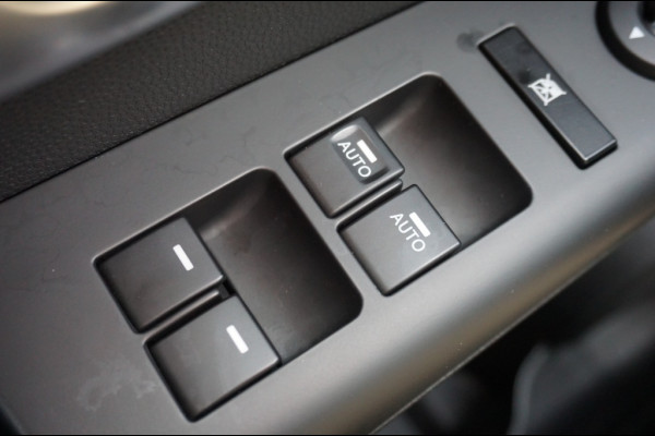 Kia Venga 125PK Edition AUTOMAAT | TREKHAAK | CAMERA | EL. CLIMATE