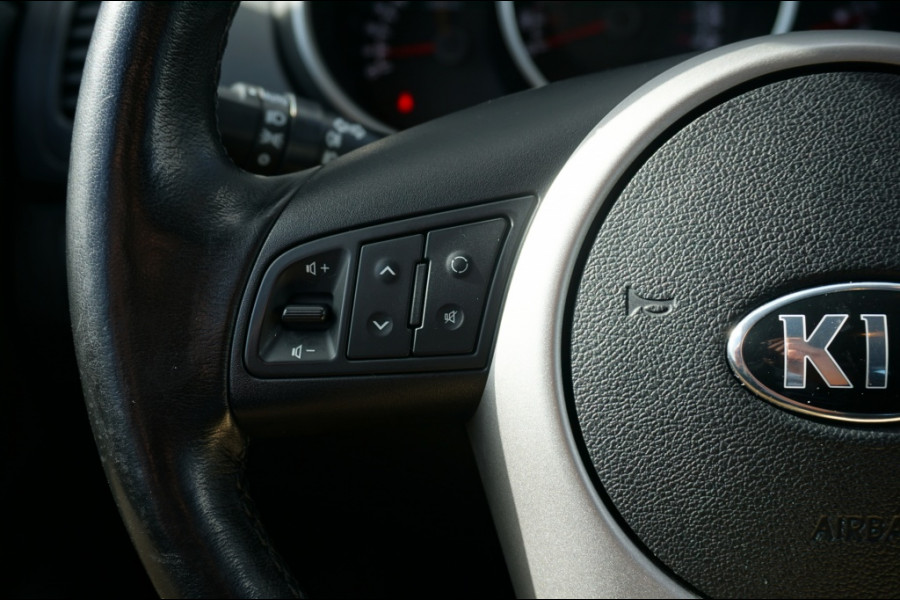 Kia Venga 125PK Edition AUTOMAAT | TREKHAAK | CAMERA | EL. CLIMATE