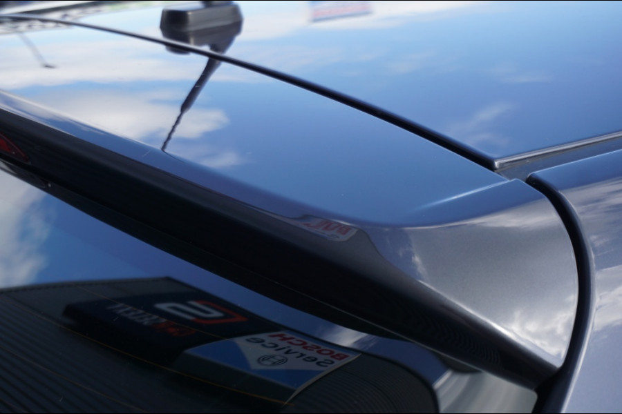 Kia Venga 125PK Edition AUTOMAAT | TREKHAAK | CAMERA | EL. CLIMATE