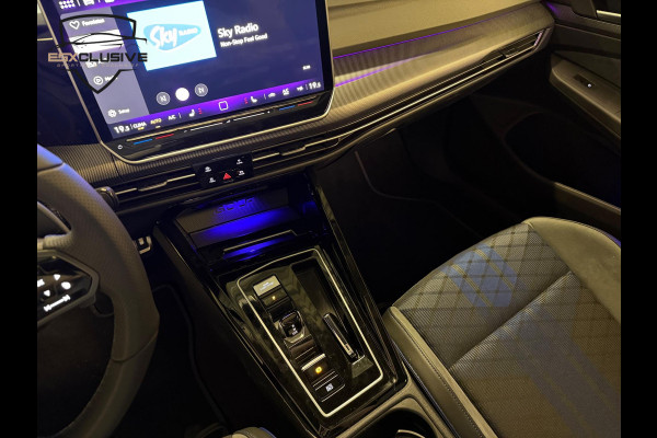 Volkswagen Golf 2.0 TSI 4Motion 8.5R Akra/Pano/H&K/HUD/ACC/Carplay