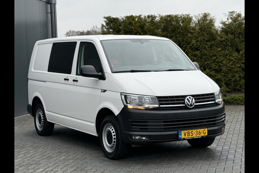 Volkswagen Transporter 2.0 TDI 102 PK / L1H1 / 1e EIG. / ACHTERKLEP / AIRCO / CRUISE / CAMERA / VERWARMDE VOORRUIT