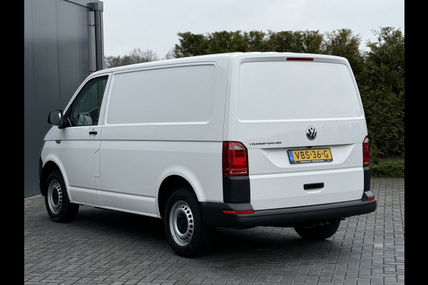 Volkswagen Transporter 2.0 TDI 102 PK / L1H1 / 1e EIG. / ACHTERKLEP / AIRCO / CRUISE / CAMERA / VERWARMDE VOORRUIT
