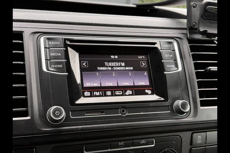 Volkswagen Transporter 2.0 TDI 102 PK / L1H1 / 1e EIG. / ACHTERKLEP / AIRCO / CRUISE / CAMERA / VERWARMDE VOORRUIT