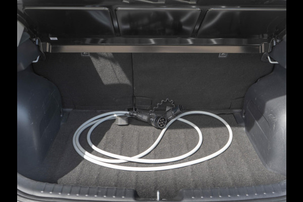 Kia Niro EV Light Edition 64.8 kWh | Navigatie | Achteruitrijcamera | Airco | Cruise control Adaptief |