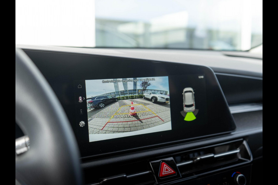 Kia Niro EV Light Edition 64.8 kWh | Navigatie | Achteruitrijcamera | Airco | Cruise control Adaptief |