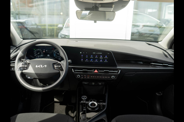 Kia Niro EV Light Edition 64.8 kWh | Navigatie | Achteruitrijcamera | Airco | Cruise control Adaptief |